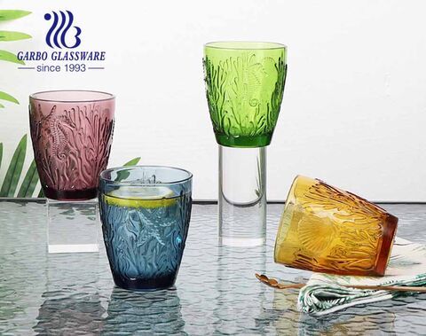 300 ml hochwertiger Glasbecher in Eiform für Wasser- und Safttrinken mit Volltonfarbe