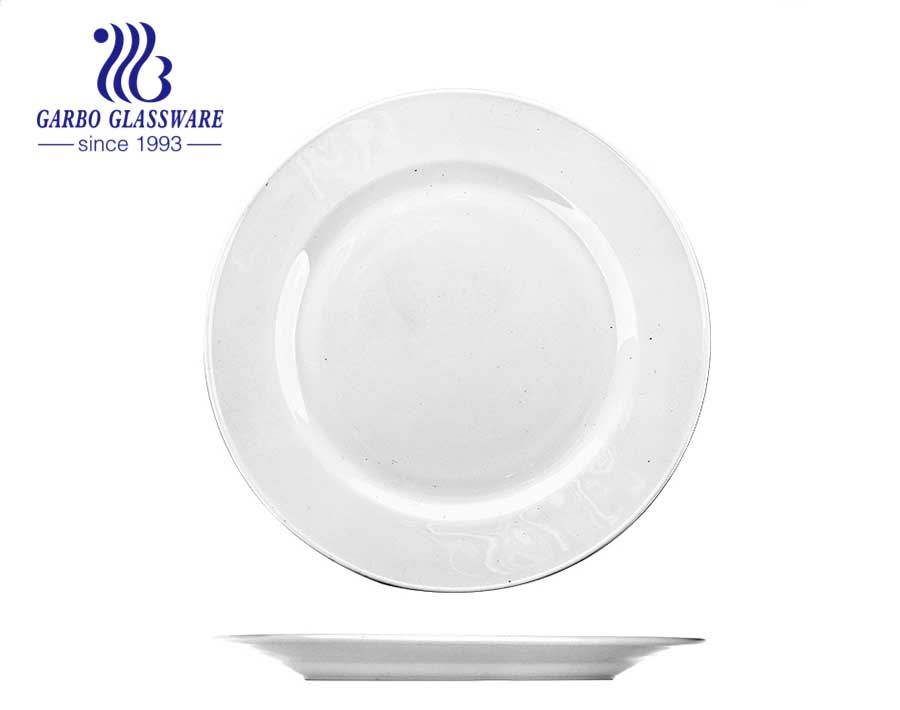 Assiettes à dîner rondes en verre opale blanc de 10 pouces avec bordure dorée