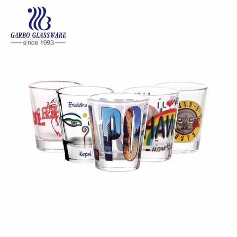 Ensemble personnalisé de 2 oz verres à liqueur personnalisés cadeaux en verre d'impression gratuits pour souvenir