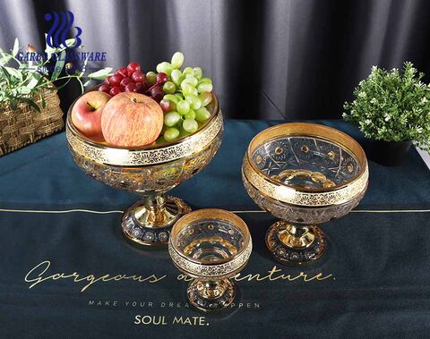 Mid-east design gold plating sunflower carved pattern glass fruit bowl set with tall foot