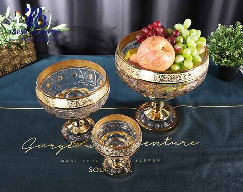 Mid-east design gold plating sunflower carved pattern glass fruit bowl set with tall foot