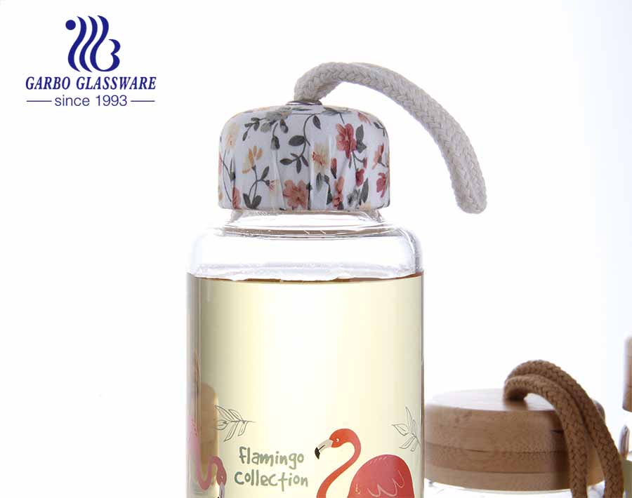 9oz Flamigo Design Chai thủy tinh Borosilicate chứa nước không chứa chì với nắp tre hoặc nắp vải