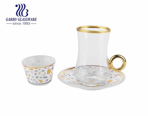 Tasses à thé en verre à rebord d'or de 7 oz avec soucoupes à plat en décalcomanie Ensemble de tasses à thé en verre