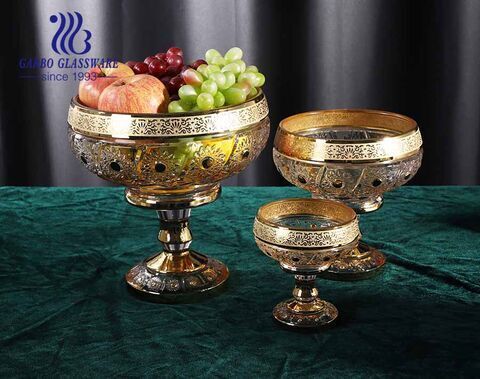 Garbo high-white glass fruit bowl set with gold plating design with sunflower carved pattern