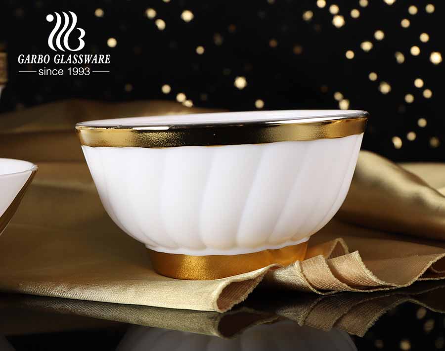 1.8L square opal glass Glass Casserole Dish With Lid and golden electroplated for microwave safe