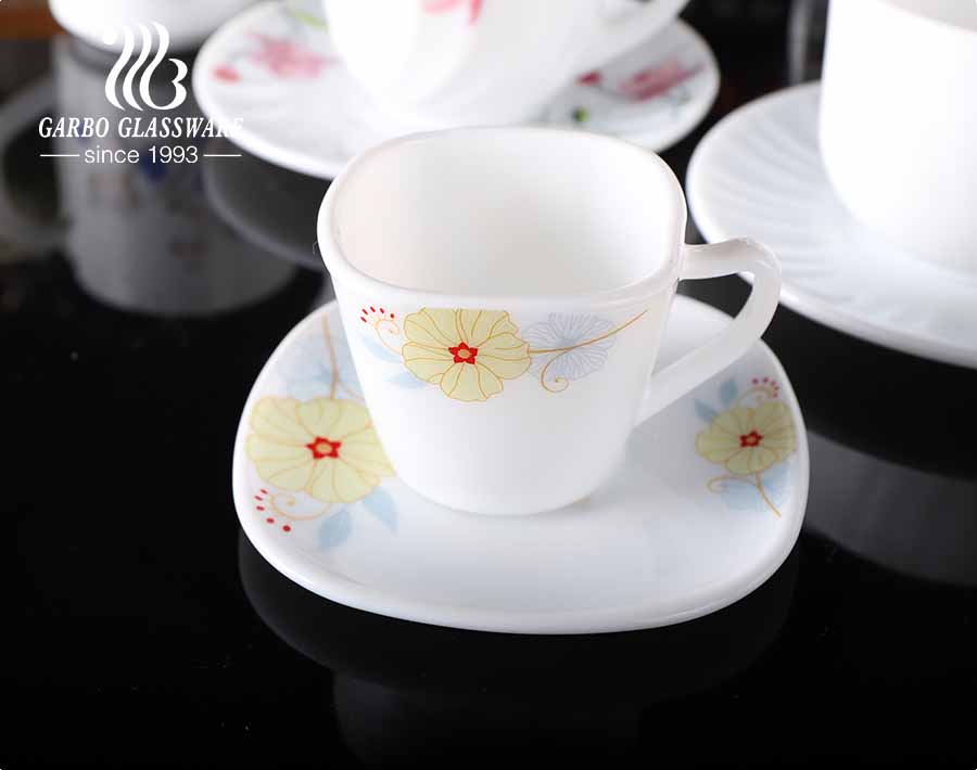 Tasses à café en verre opale de 14 oz avec des motifs de fleurs en décalcomanie