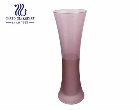 V-förmige große Klappe Handgemachte 12oz Glasblumenvase lila rote Farbe Tischplatte Home Collection Glashalter