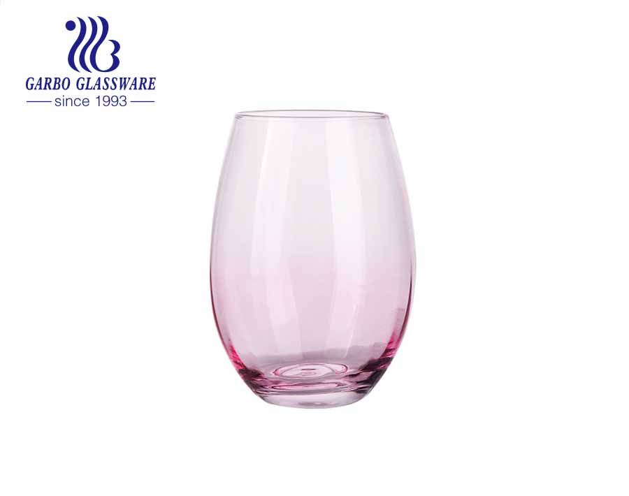 Handgefertigte geblasene 13-Unzen-Glasbecher mit individuellen Sprühfarben