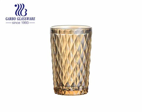 350 ml de grandes tasses en verre de conception de diamant verrerie de jus de couleur ambre pour le restaurant