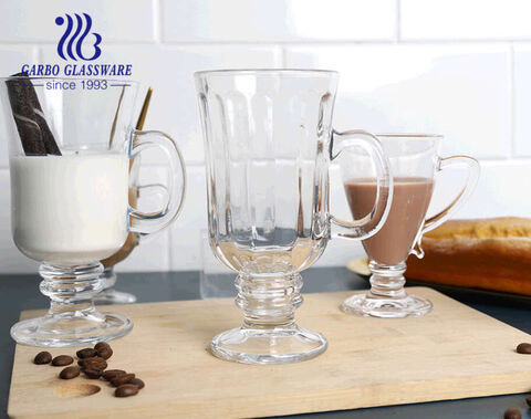 9 Unzen irische Kaffeetassen Glas Tasse mit Griff Lager Glasbecher mit Ständer