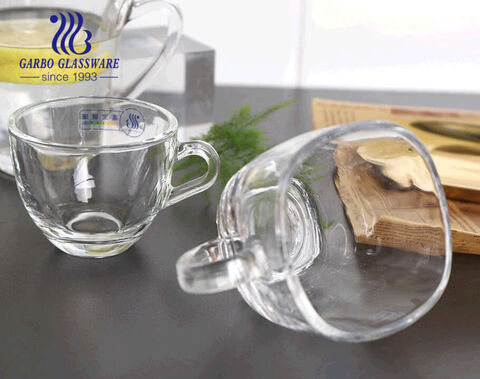 Tazas de vidrio de forma única con asas Tazas de vidrio en forma de C transparente de alta calidad para bebida de té de café