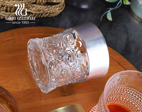 Unverblassende galvanisierte Farbe Gold und Silber im arabischen Stil mit gravierter 11-Unzen-Glas-Teetasse