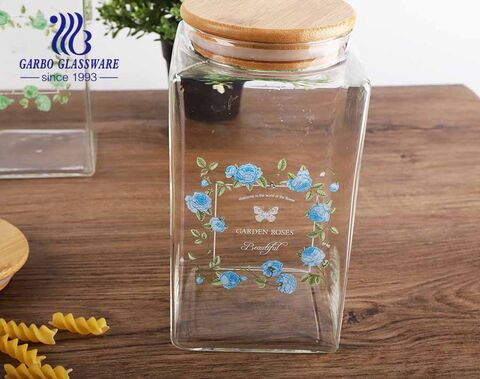 Premuim large borosilicate transparent glass jar with bamboo silicone lid for food storage