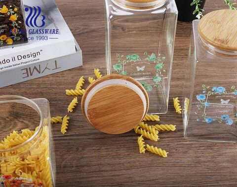 Premuim grand pot en verre transparent borosilicate avec couvercle en silicone en bambou pour le stockage des aliments