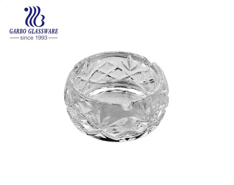 Middle-size Crystal Glass Ashtray with Snowflake Embossed Pattern Design