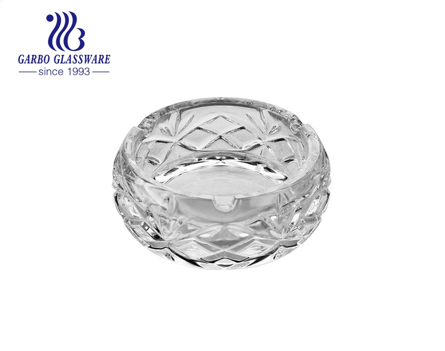 Middle-size Crystal Glass Ashtray with Snowflake Embossed Pattern Design