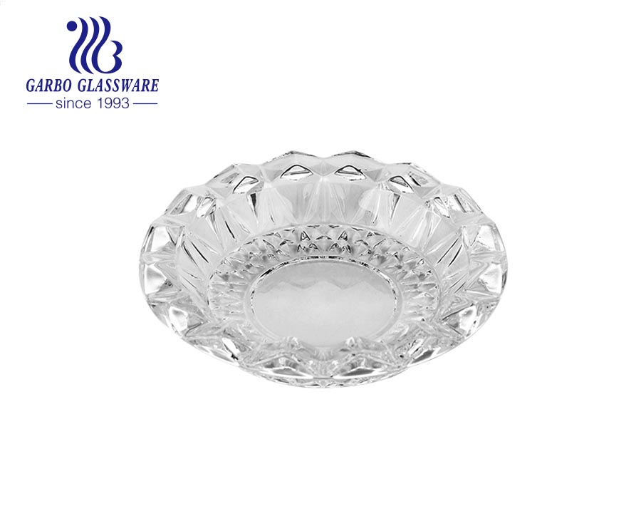 Middle-size Crystal Glass Ashtray with Snowflake Embossed Pattern Design