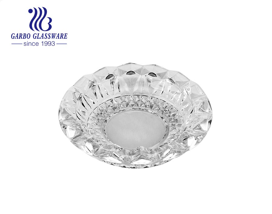 Middle-size Crystal Glass Ashtray with Snowflake Embossed Pattern Design