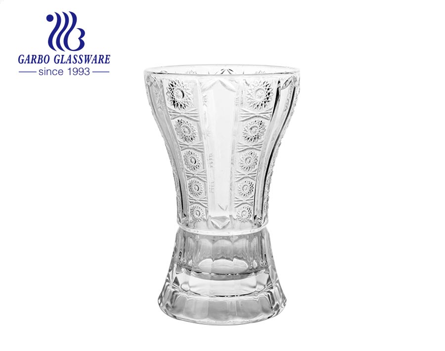 Support de vase en verre de style carré de table rétro Bouteille en verre Belle tasse en verre transparent