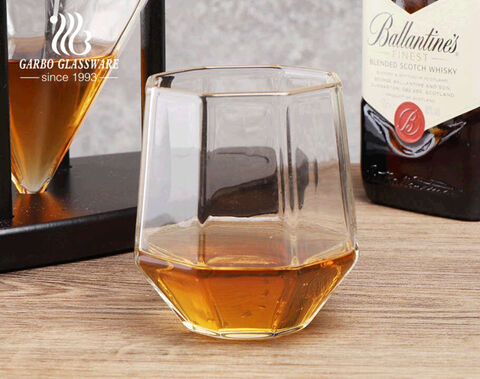 Clear diamond whiskey decanter set with wooden base borosilicate whiskey glass and decanter set