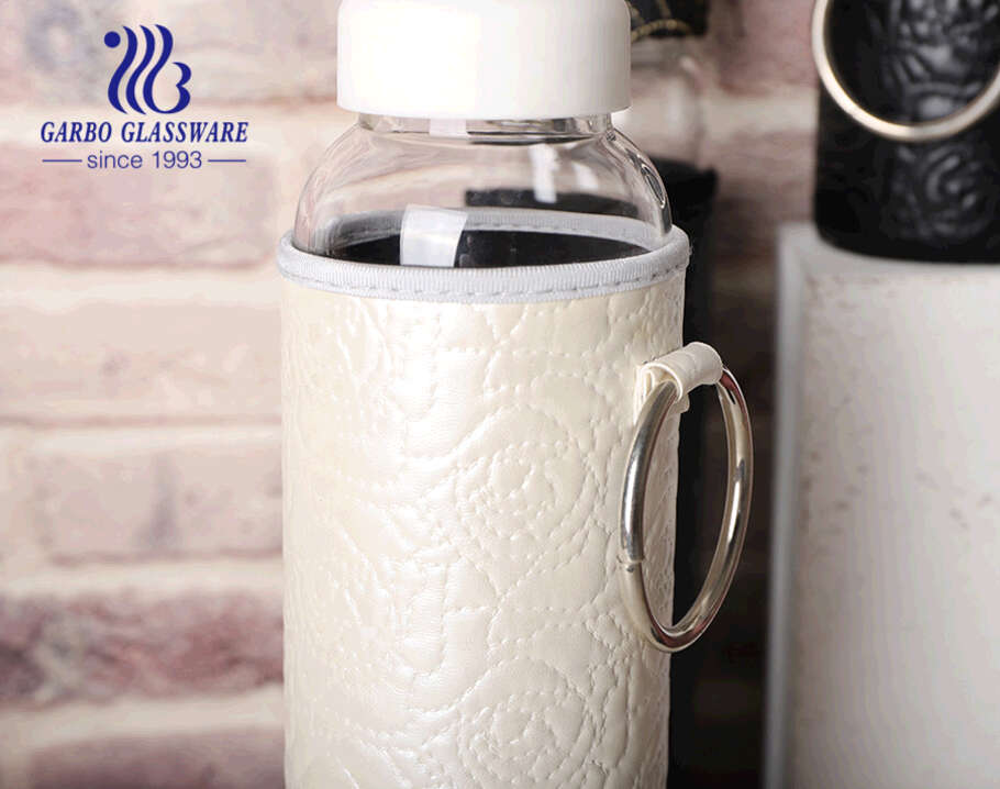 32 أوقية عالية borosilicatec الزجاج الشفاف المياه الرياضية زجاجة تخزين الحليب berverage مع سترة واقية