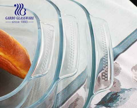 Baker's Basics - Juego de platos para hornear de vidrio para cazuela de 3 piezas con cubiertas de vidrio