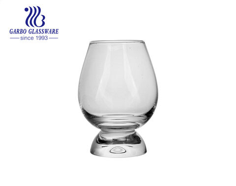 Máquina premium y vaso de vidrio Spey soplado hecho a mano con base espesa para servir whisky