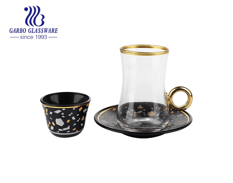 طقم صحن زجاجي من الزجاج المنفوخ يدويًا بحواف ذهبية بتصميم رخامي لشاي القهوة العربية