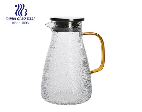 Popular Hammer Pattern 1.8 Liter Glass Pitcher with Gold Handle and Stainless Steel Lid