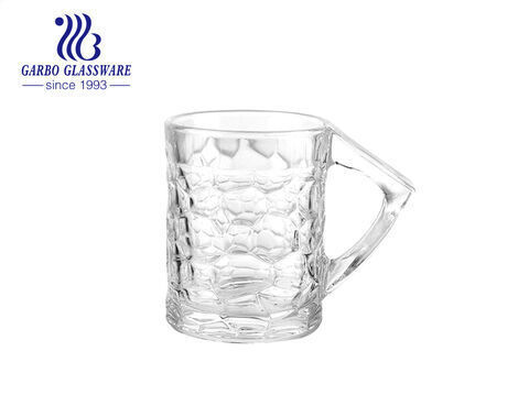 Caneca de cerveja de vidro com padrões únicos de 175ml copos de cerveja transparentes com alça triangular