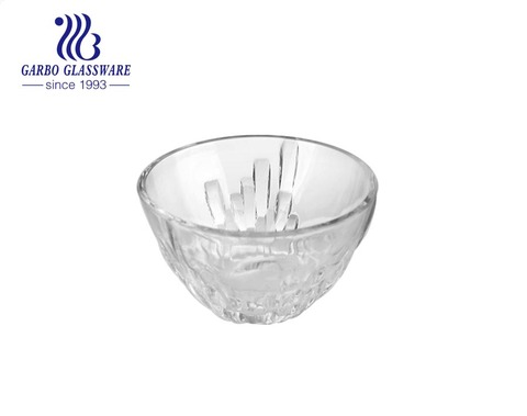 Machine-made embossed glass ice cream saucer bowl with unique engraved pattern for home table use