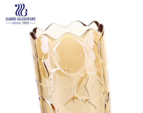 Vase en verre de sol brillant de couleur jaune ambre graver un support en verre de motif 10 pouces de hauteur des lunettes de décoration de mariage