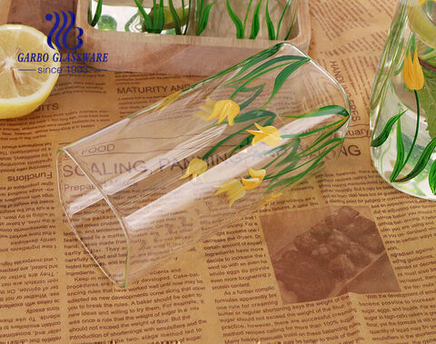 Flower Grass Decal Design 6pcs Résistant à la chaleur 1470ml Cruche en verre borosilicaté élevée avec tasse en verre décorative