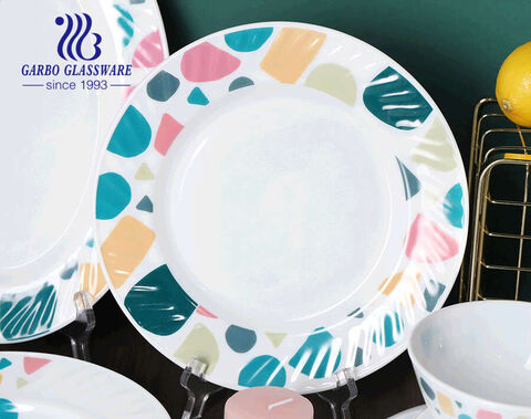 Ensemble de vaisselle en opale florale résistante à la chaleur vintage 58 pièces ensemble de vaisselle en verre opale Egypte Ensemble de vaisselle en opale de fleur de style populaire