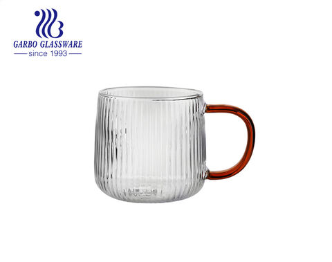 Einwandige Tassen aus Borosilikatglas mit farbigen Griffen schöne Designs Tee-Kaffee-Glasbecher