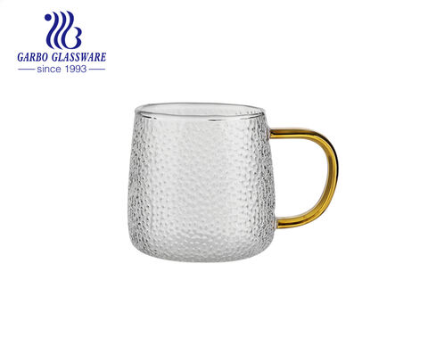Einwandige Tassen aus Borosilikatglas mit farbigen Griffen schöne Designs Tee-Kaffee-Glasbecher