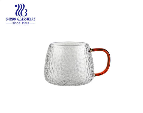 Einwandige Tassen aus Borosilikatglas mit farbigen Griffen schöne Designs Tee-Kaffee-Glasbecher