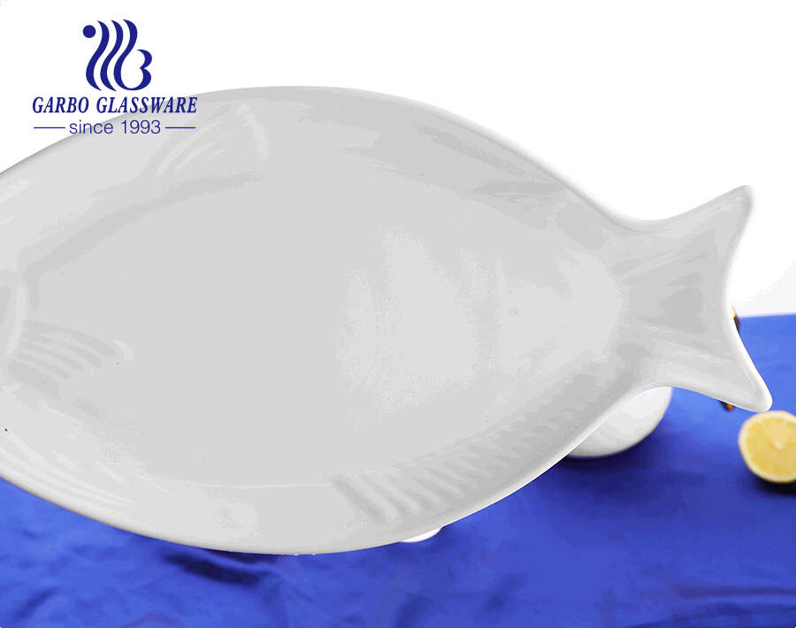 Heat Resistant Opal Glass hammer design 33 58 72 pcs dinner set tableware fish bowl plate spoon tea cup mugs with golden rim