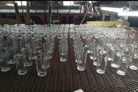 A deep exploration into the glassware manufacturing process
