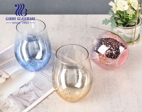 Klassischer eiförmiger 550 ml 20 oz großer Glasbecher mit luxuriöser Sternenhimmelmalerei