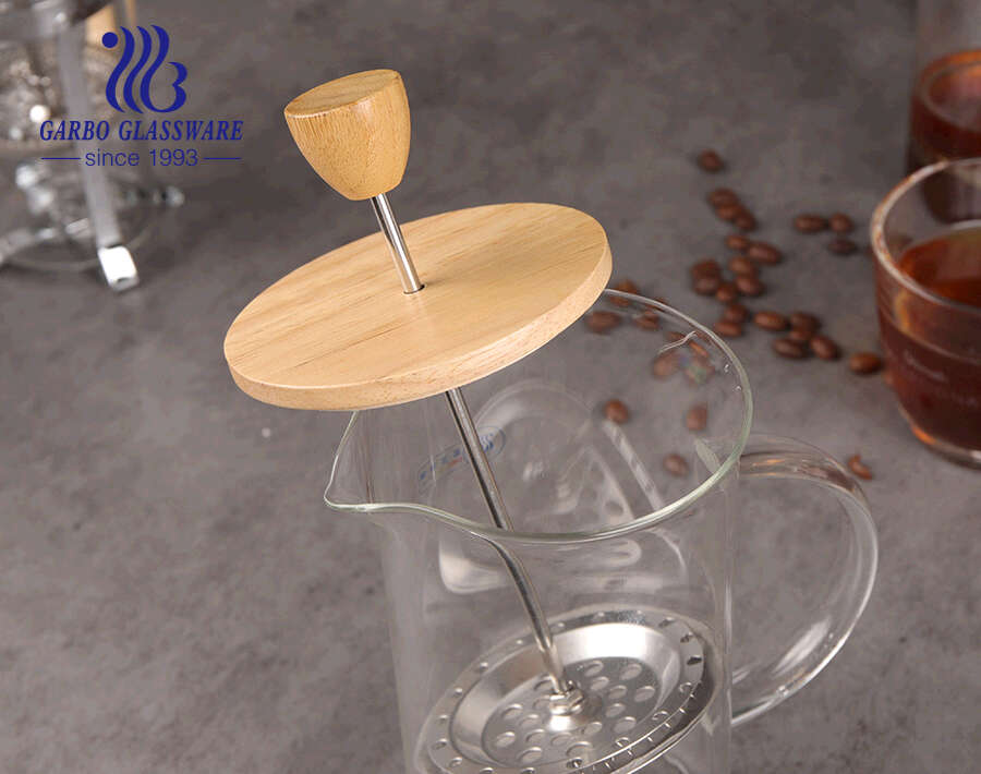 Cafetière à piston en verre borosilicaté résistant à la chaleur de 350 ml avec couvercle en bois