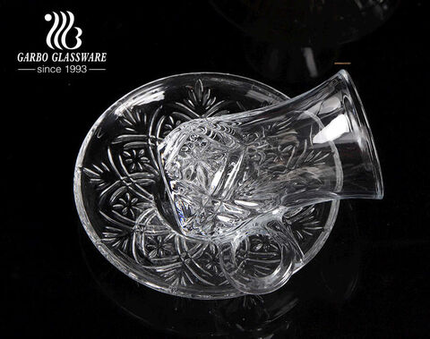 Tasse à thé en verre gravé clair de style arabe avec soucoupe ensemble de tasses à thé en verre de 85 ml pour les marchés du moyen-orient