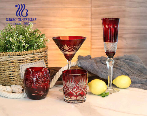 كأس زجاجي مطلي يدويًا للبيع بالجملة من المصنع مباشرة باللون الأحمر