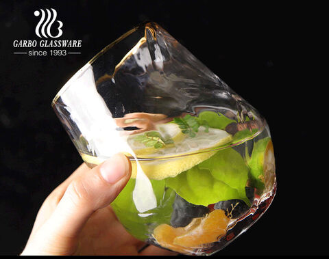 كوب زجاجي للشرب مصنوع يدويًا من الزجاج الأبيض ذو حافة ذهبية عالية مع عنصر هدايا بتصميم مخصص للحفلات المنزلية