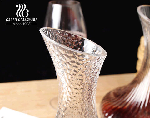 Decantador de vino transparente soplado a mano clásico y elegante personalizado