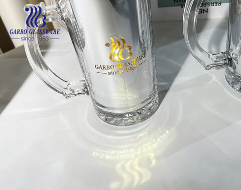 Personnalisez les conceptions et les couleurs des verres à bière chope à bière sculptée par galvanoplastie de 17.5 oz avec poignée