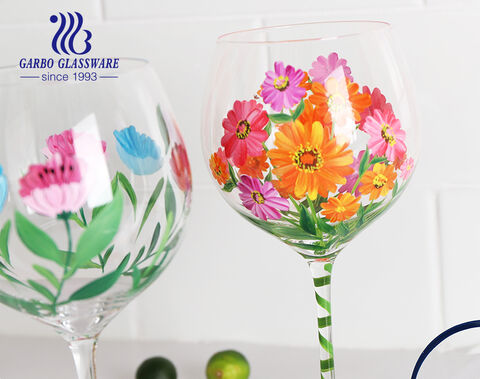 Luxury and fancy hand painted artwork wine glass cup 