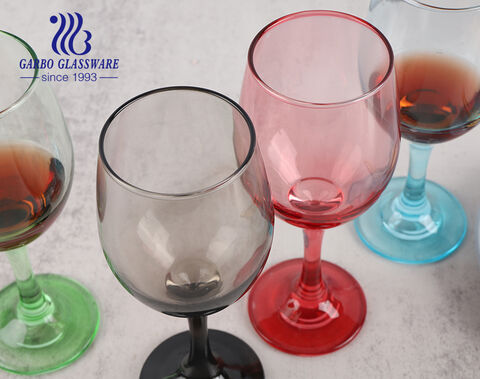 One piece glass goblets personalized wedding wine glasses with different colors 