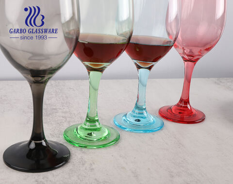 One piece glass goblets personalized wedding wine glasses with different colors 