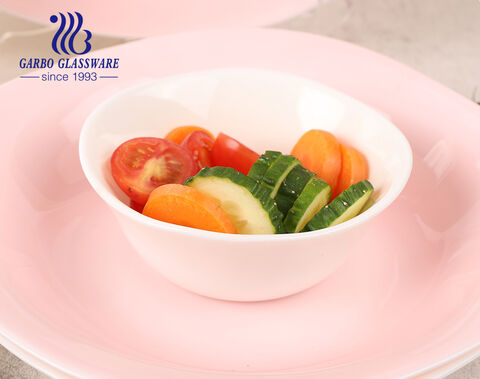 Assiette en verre de luxe de forme carrée avec décor de couleur rose